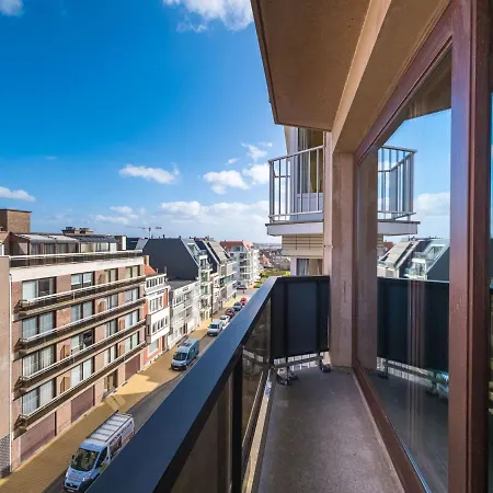 On 5th Floor With Terrace Apartment Middelkerke